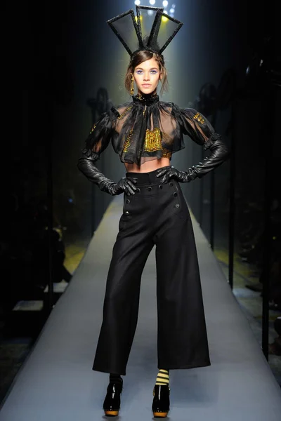 Look 34